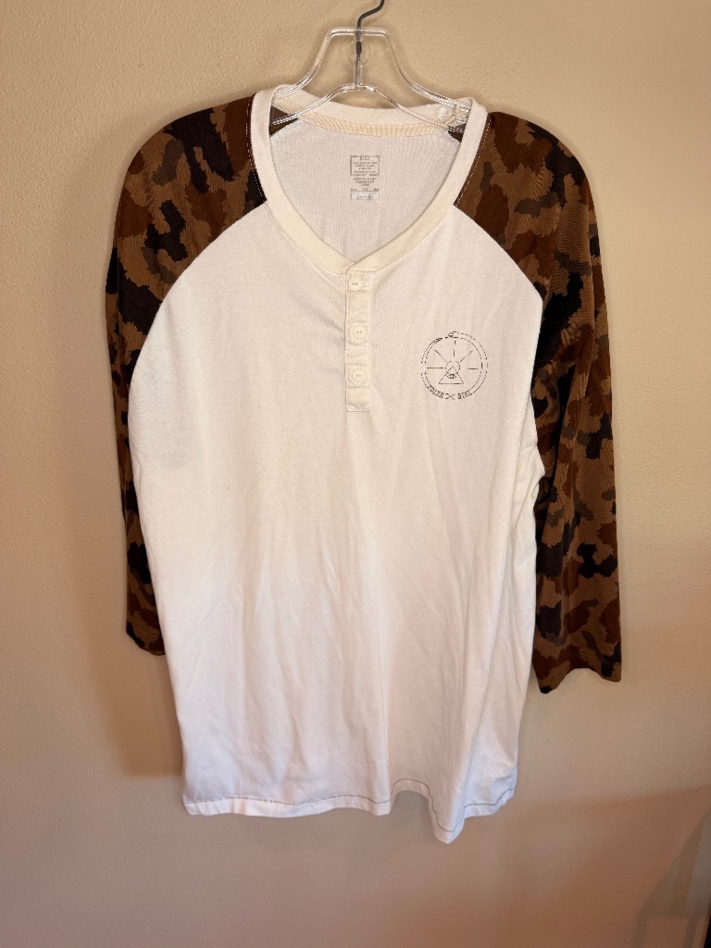 Nike SB x Poler Camo Baseball Tee. 2XL